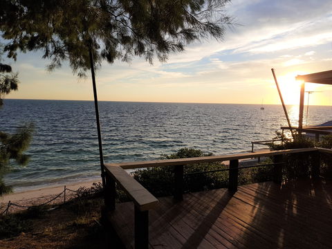 Albarino - Yamba Accommodation 0