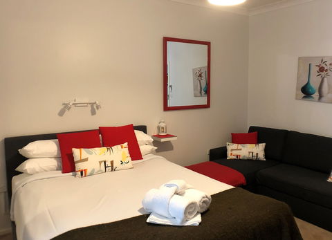 Canberra Short Term And Holiday Accommodation - Yamba Accommodation 3