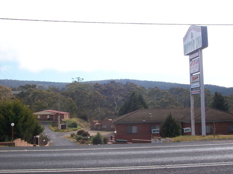 Cooma Country Club Motor Inn - Yamba Accommodation 0