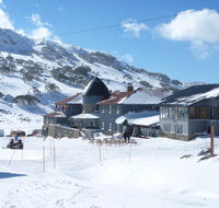 Kosciuszko Chalet Hotel - Yamba Accommodation