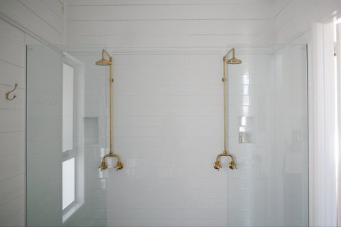 Old White Church Bed And Breakfast - Yamba Accommodation 7