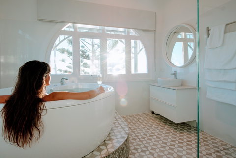 Seawall Apartments - Yamba Accommodation 1