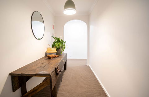 The Platypus Accommodation And Cafe - Yamba Accommodation 1