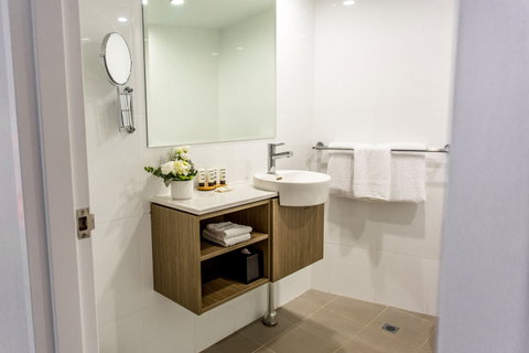 Pacific Hotel Brisbane - Yamba Accommodation 2