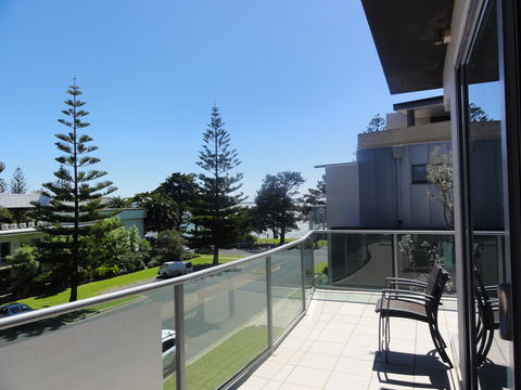 Phillip Island Holiday Apartments - Yamba Accommodation 1