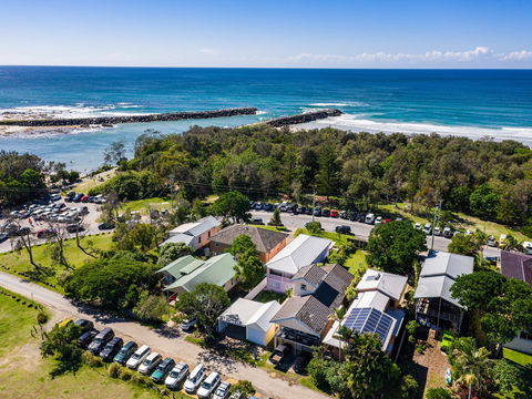 Sunset Beach - Surfside - Yamba Accommodation 2
