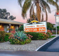 Country Roads Motor Inn - Yamba Accommodation