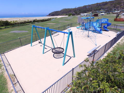 Merry Beach Caravan Park - Yamba Accommodation 2