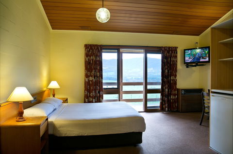 Mountain Creek Motel Bar And Restaurant - Yamba Accommodation 1