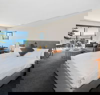 North Pier Hotel - Yamba Accommodation