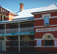 Avon Bridge Hotel - Yamba Accommodation