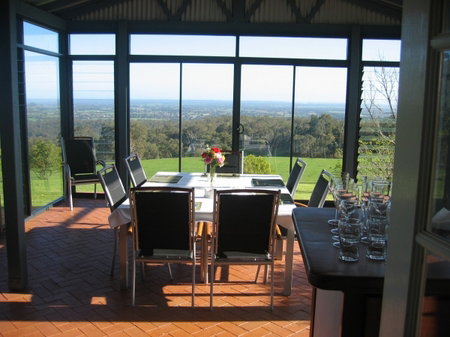 Vista Ridge Estate - Top Paddock Cottage - Yamba Accommodation 1