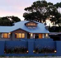 Waikiki Beach Bed and Breakfast