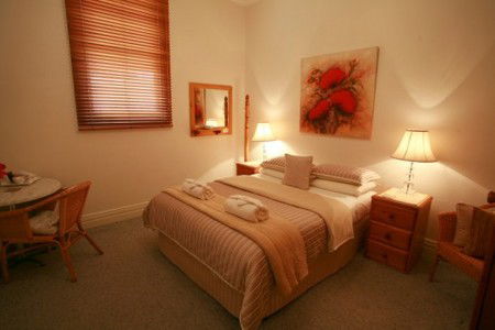 Brackson House Quality Accommodation - Yamba Accommodation 4