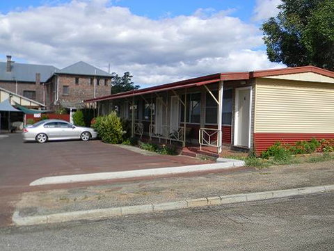 Plantagenet Motel Hotel - Yamba Accommodation 1