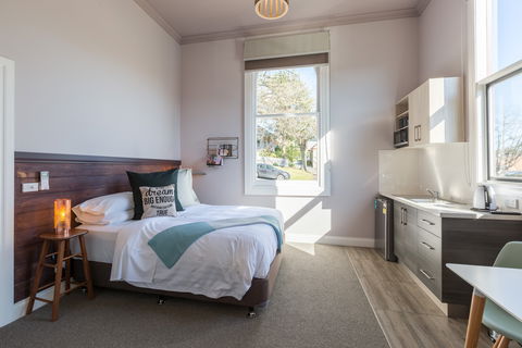 The Old Mechanics - Yamba Accommodation 2