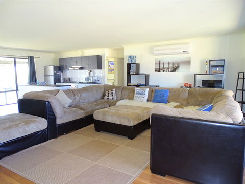 Baydream - Yamba Accommodation 1