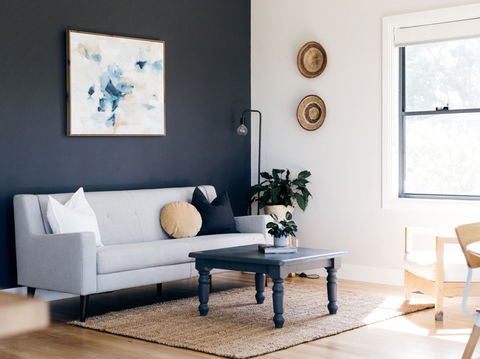 Chic Country Cottage With Vineyard Views - Yamba Accommodation 1