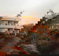 Cliff House Beachfront Villas - Yamba Accommodation