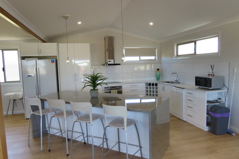 Cozzys Condo Luxury Beach House - Yamba Accommodation 2