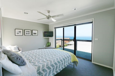 Eagle Heights Holiday Units - Panorama Units - Yamba Accommodation 2