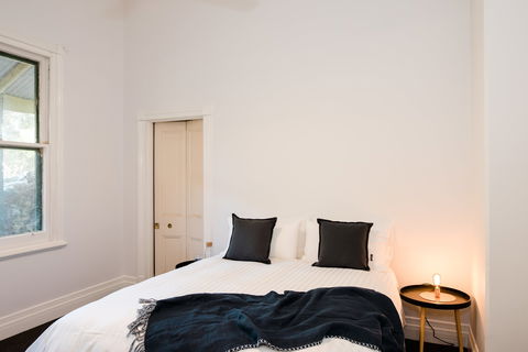 Mount Ophir Estate - The Residence - Yamba Accommodation 2