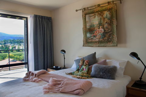 New Norfolk Apartments - Yamba Accommodation 1