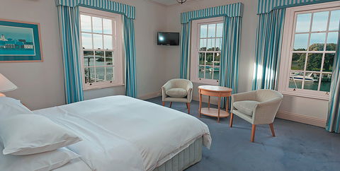 Oscars Waterfront Boutique Hotel - Yamba Accommodation 1