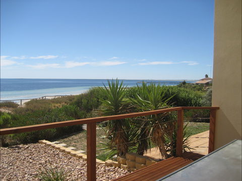 Sandcastles - Yamba Accommodation 2