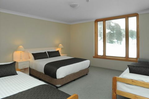 Smiggins Chalet Apartments - Yamba Accommodation 1
