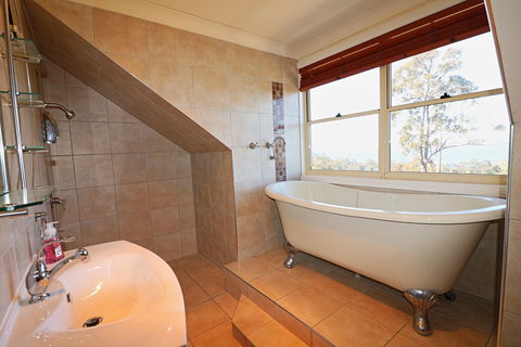 Whale Cove - Yamba Accommodation 1