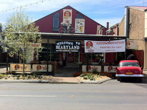 4  Bears Cafe - Yamba Accommodation 0