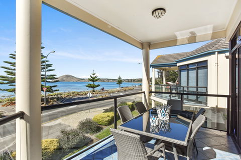 63 Franklin Parade - Yamba Accommodation 0