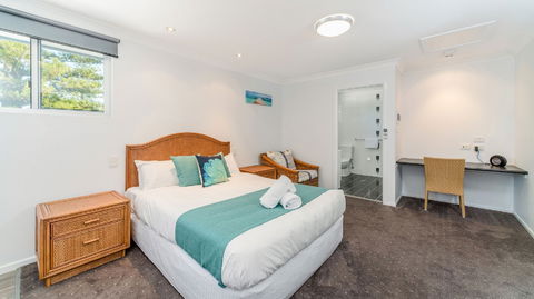Adrift Apartments - Yamba Accommodation 0