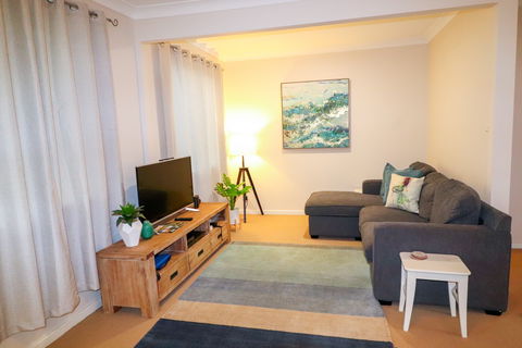 Beachside Cottage At Blacksmiths - Yamba Accommodation 1