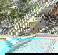 Beach Chalet - Yamba Accommodation