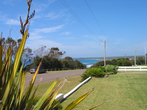 Berrara Cove Beach House - Yamba Accommodation 0