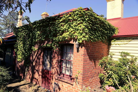Bests Cottage Great Western - Yamba Accommodation 0