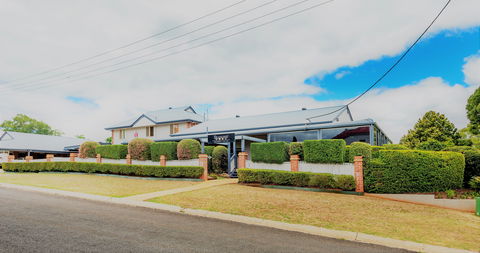 Best Western PLUS Ambassador On Ruthven - Yamba Accommodation 2