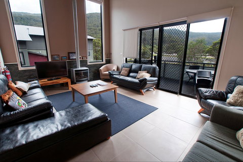 Blues Air 4 - Yamba Accommodation 0