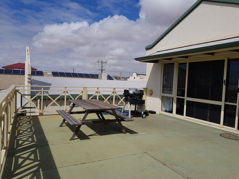 Blue Manna Waters - Apartment B - Yamba Accommodation 0