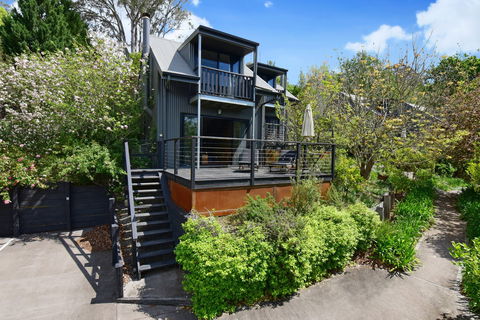 Cloudsong Chalets - Yamba Accommodation 2