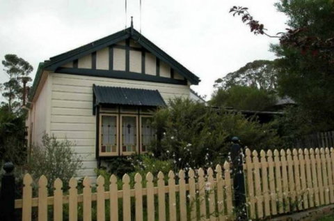 Tugin Cottage - Yamba Accommodation 0