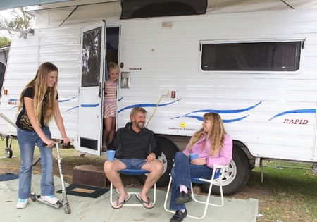 Cowes Caravan Park - Yamba Accommodation 2
