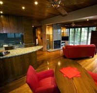 Hill of Content - Yamba Accommodation