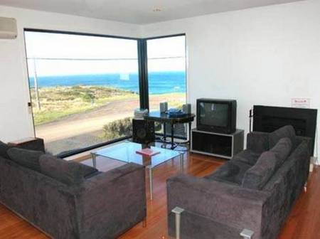 Ocean View Beach House - Yamba Accommodation 3