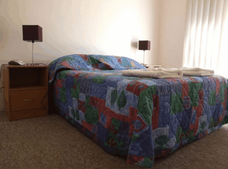 Carnarvon Central Apartments - Yamba Accommodation