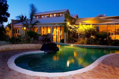 Madison Spa Resort - Yamba Accommodation 2