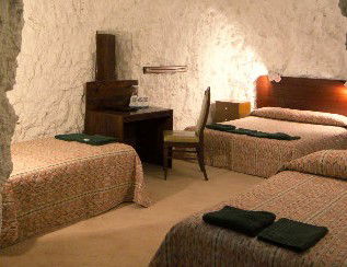 White Cliffs Motel - Yamba Accommodation 1
