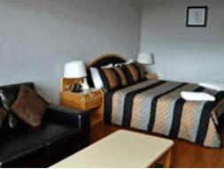 Airport International Motel - Yamba Accommodation